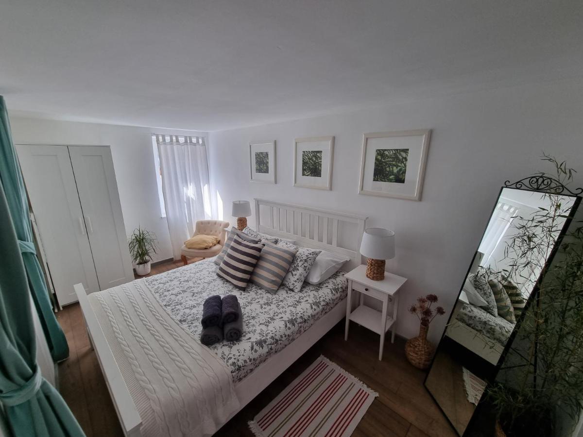 Casa 39 Apartments ロヴィニ エクステリア 写真