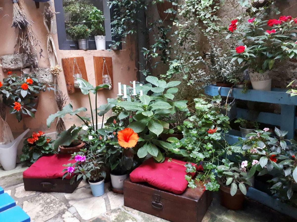 Casa 39 Apartments ロヴィニ エクステリア 写真